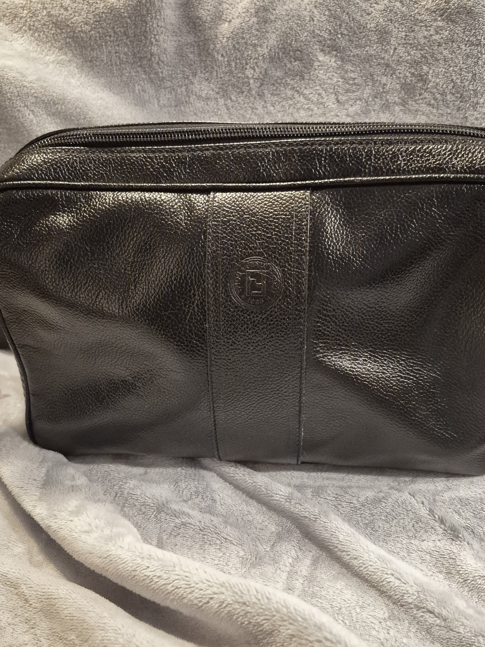 Vintage Fendi Black Leather Shoulder Bag with Embossed Logo